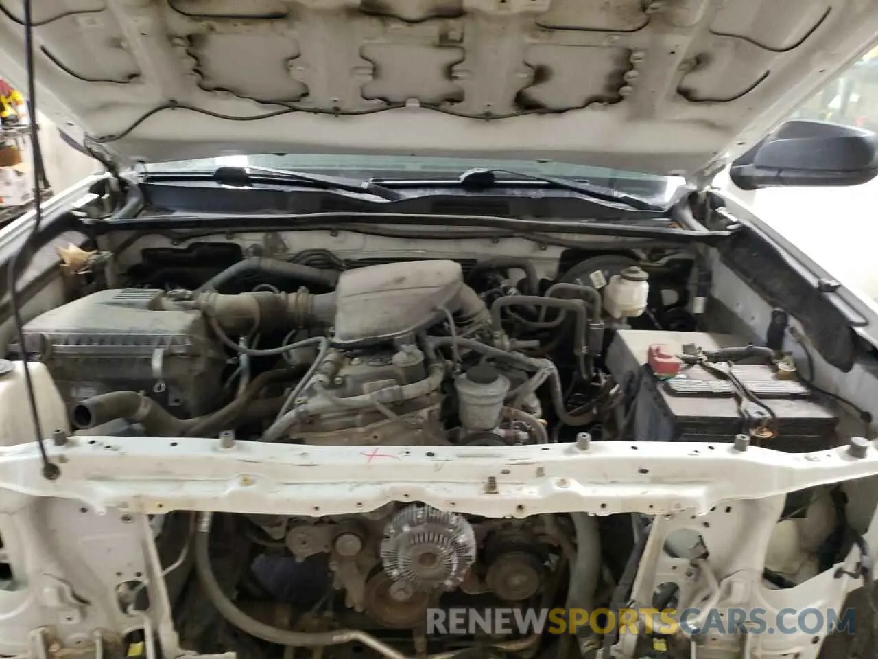 11 Photograph of a damaged car 5TFRX5GN2LX172091 TOYOTA TACOMA 2020