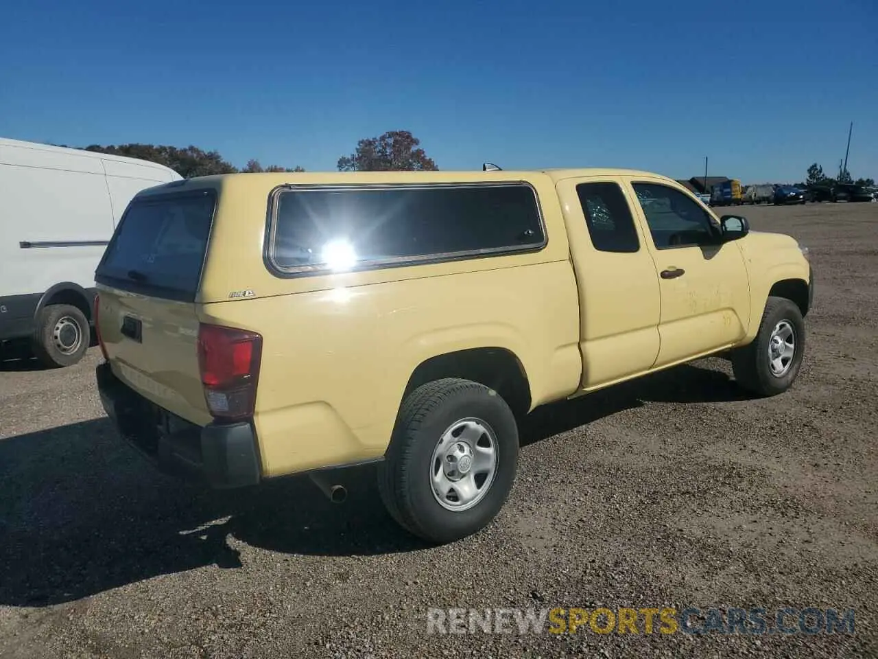 3 Фотография поврежденного автомобиля 5TFRX5GN5LX172604 TOYOTA TACOMA 2020