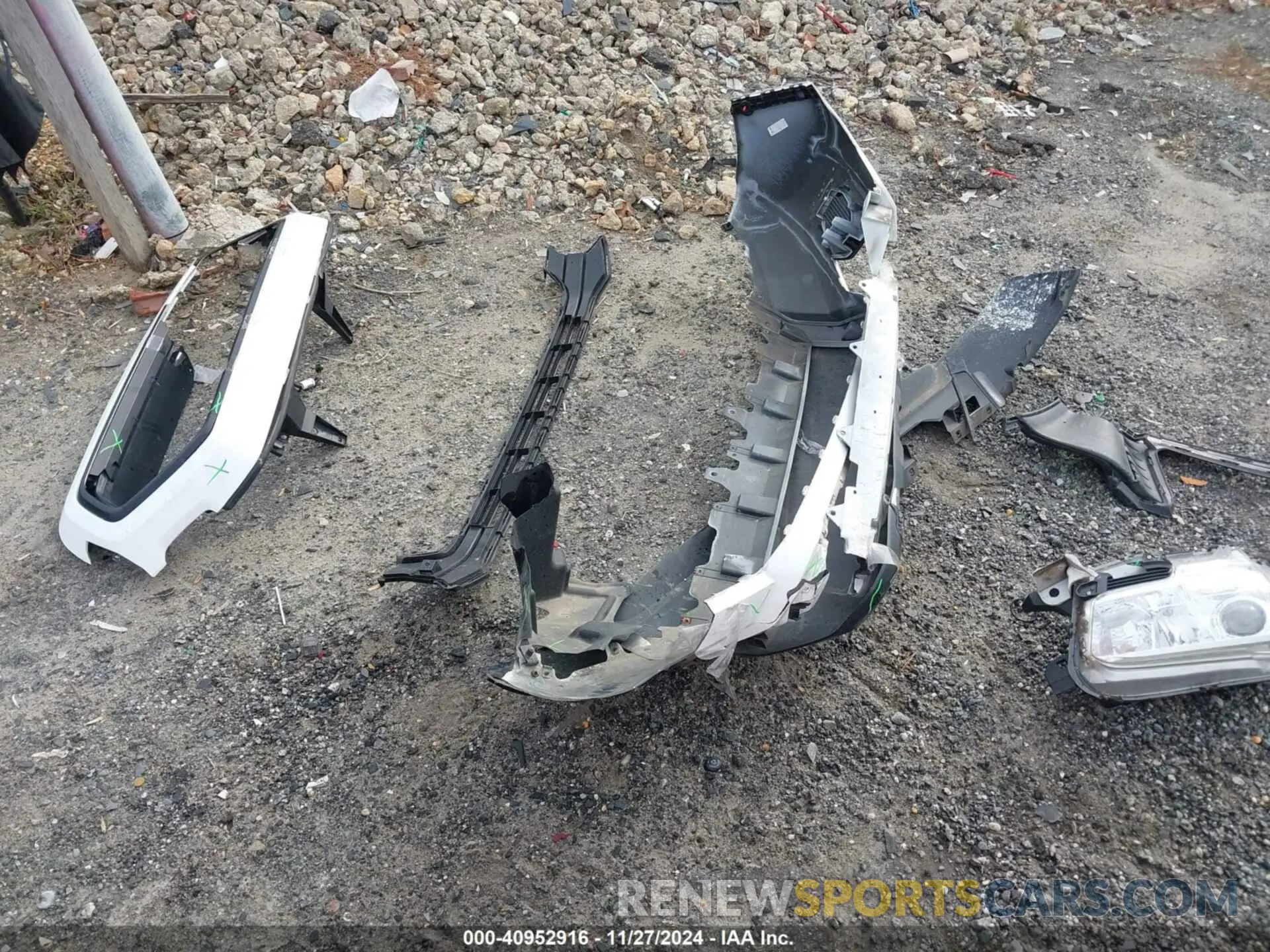 12 Photograph of a damaged car 5TFRX5GN5LX179908 TOYOTA TACOMA 2020