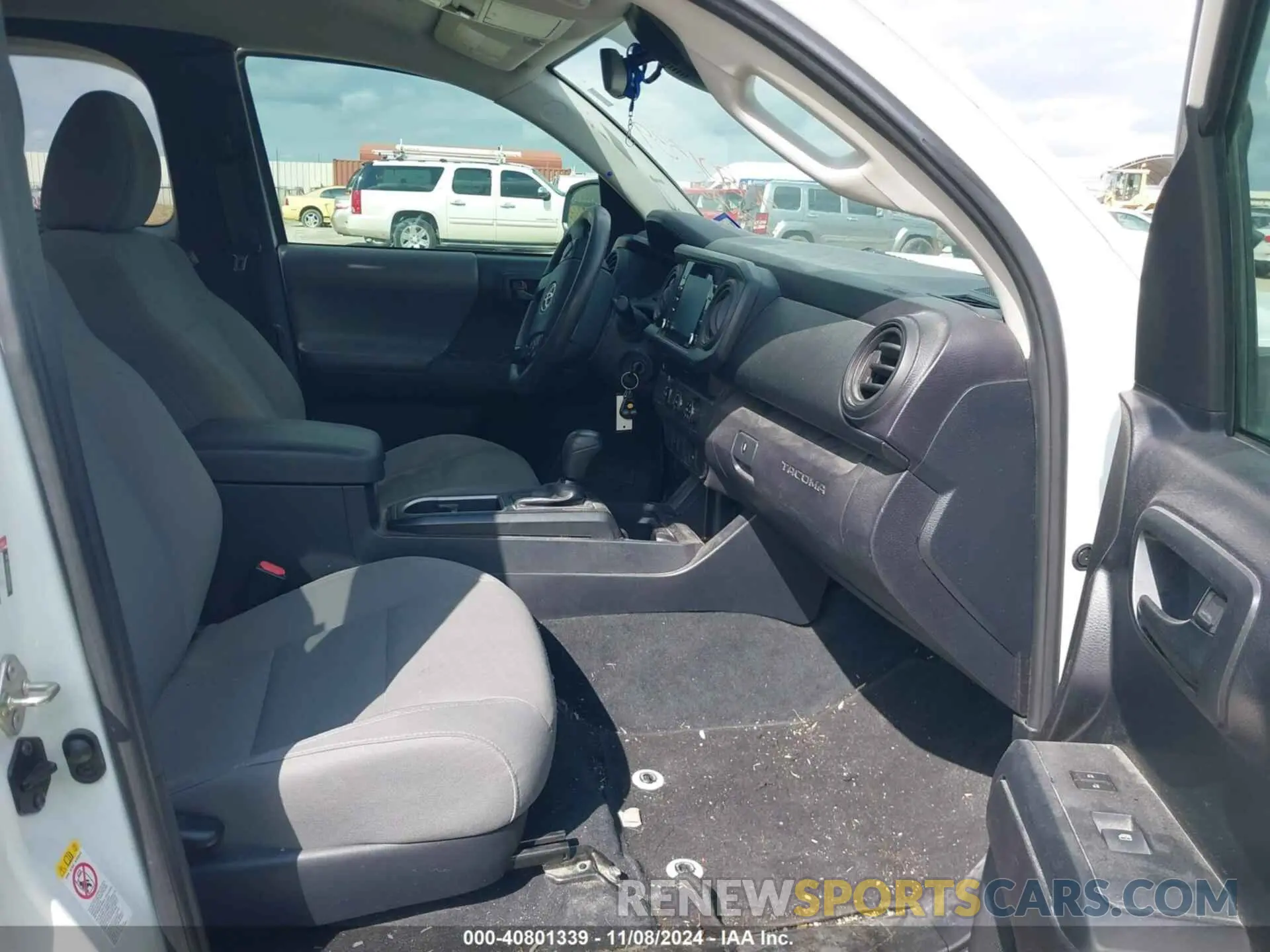 5 Photograph of a damaged car 5TFRX5GN7LX165721 TOYOTA TACOMA 2020
