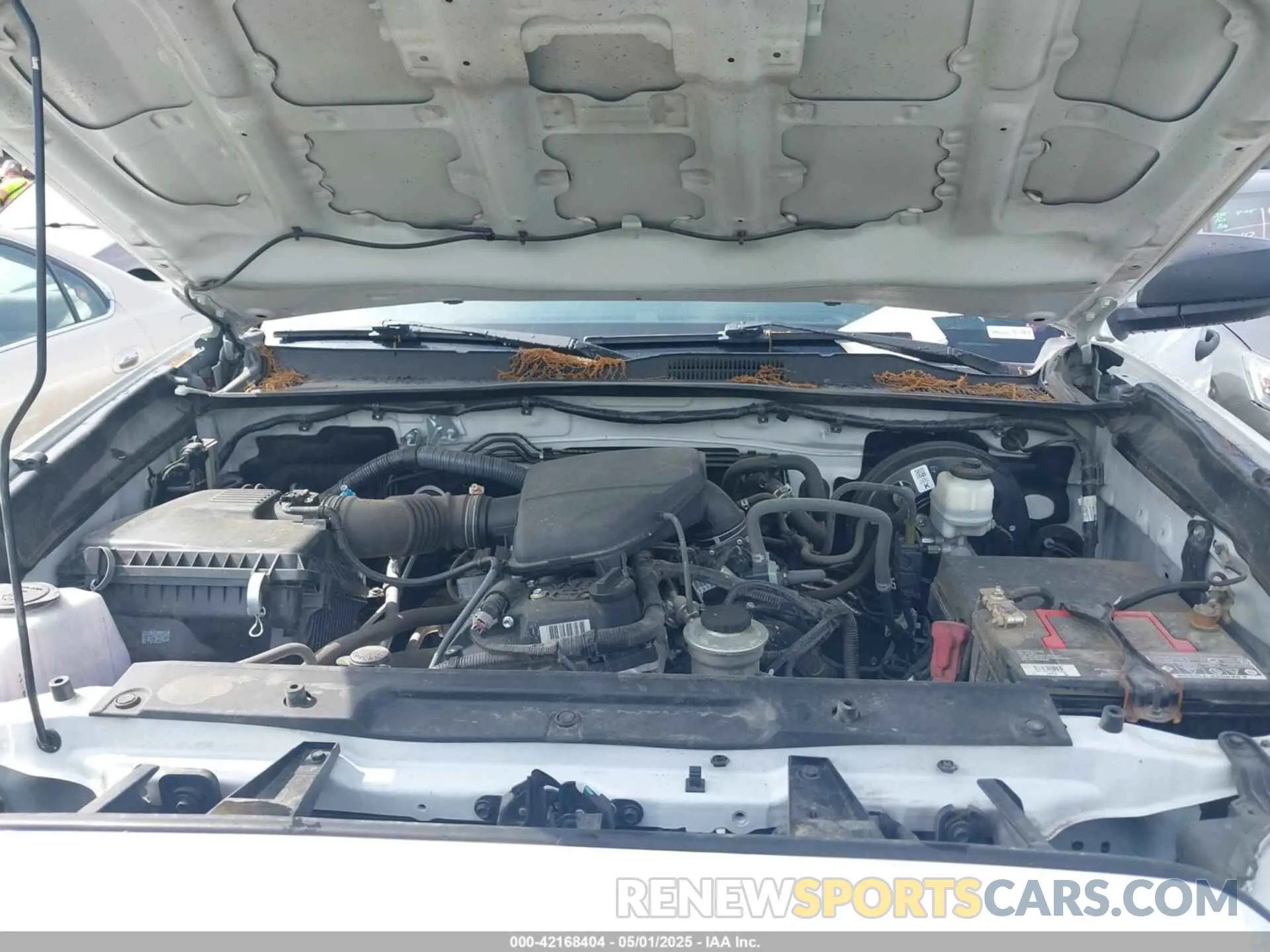 10 Photograph of a damaged car 5TFRX5GN8LX182205 TOYOTA TACOMA 2020