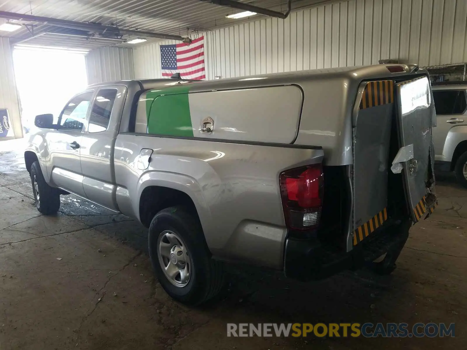 3 Photograph of a damaged car 5TFRX5GN9LX165980 TOYOTA TACOMA 2020