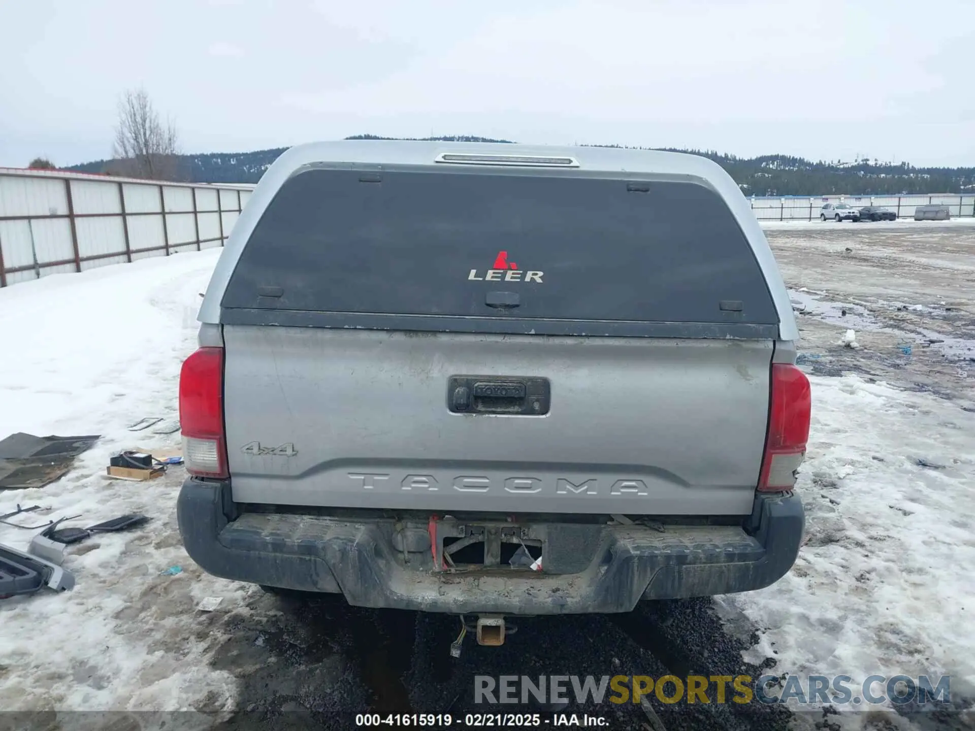 17 Фотография поврежденного автомобиля 5TFSX5EN0LX072852 TOYOTA TACOMA 2020