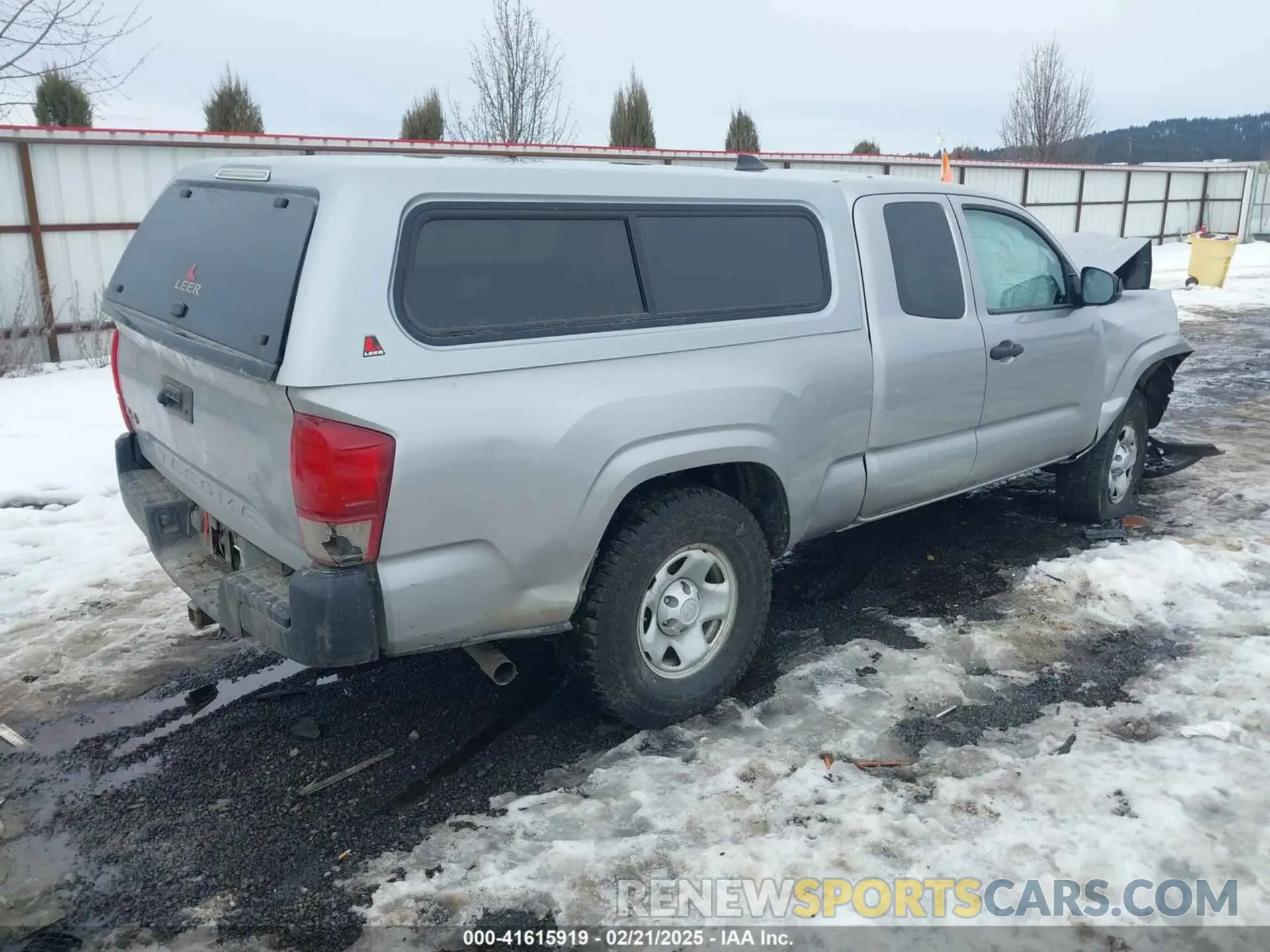 4 Фотография поврежденного автомобиля 5TFSX5EN0LX072852 TOYOTA TACOMA 2020