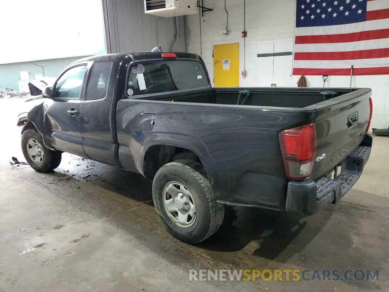 2 Photograph of a damaged car 5TFSX5EN3LX071209 TOYOTA TACOMA 2020