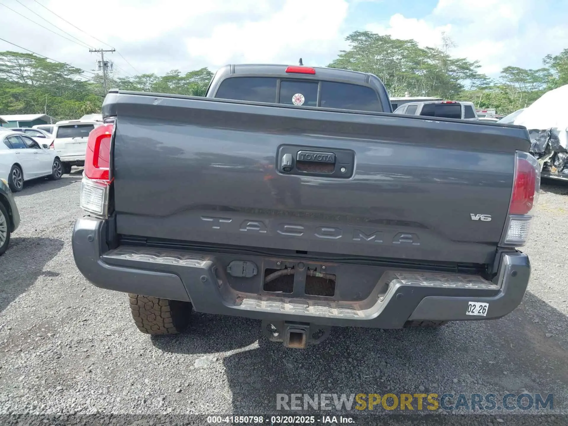 16 Фотография поврежденного автомобиля 5TFSZ5AN2LX222685 TOYOTA TACOMA 2020