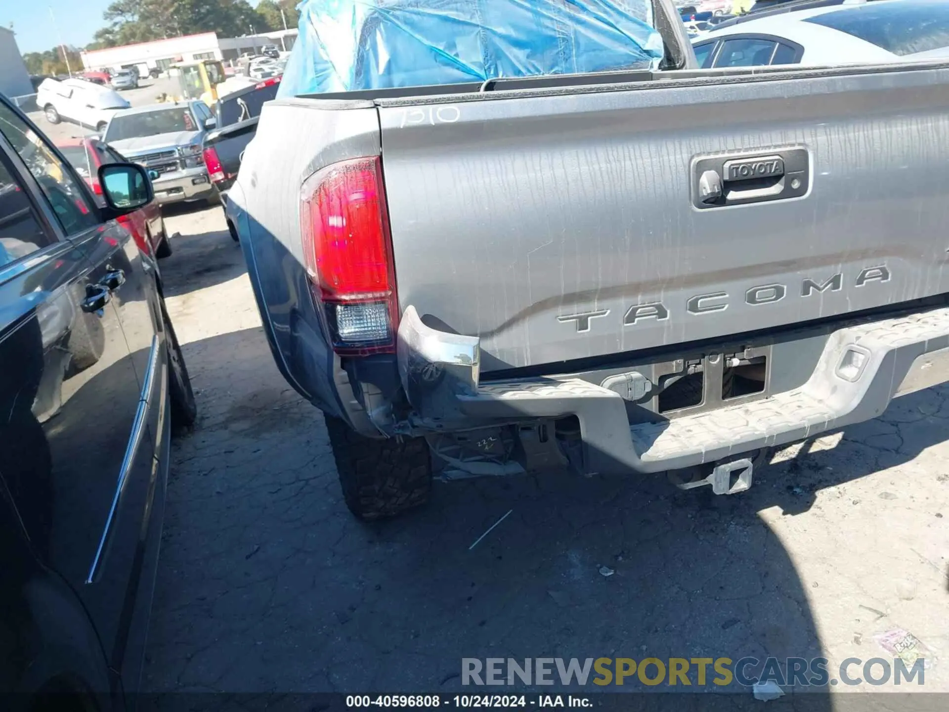 18 Фотография поврежденного автомобиля 3TMAZ5CN0MM147310 TOYOTA TACOMA 2021