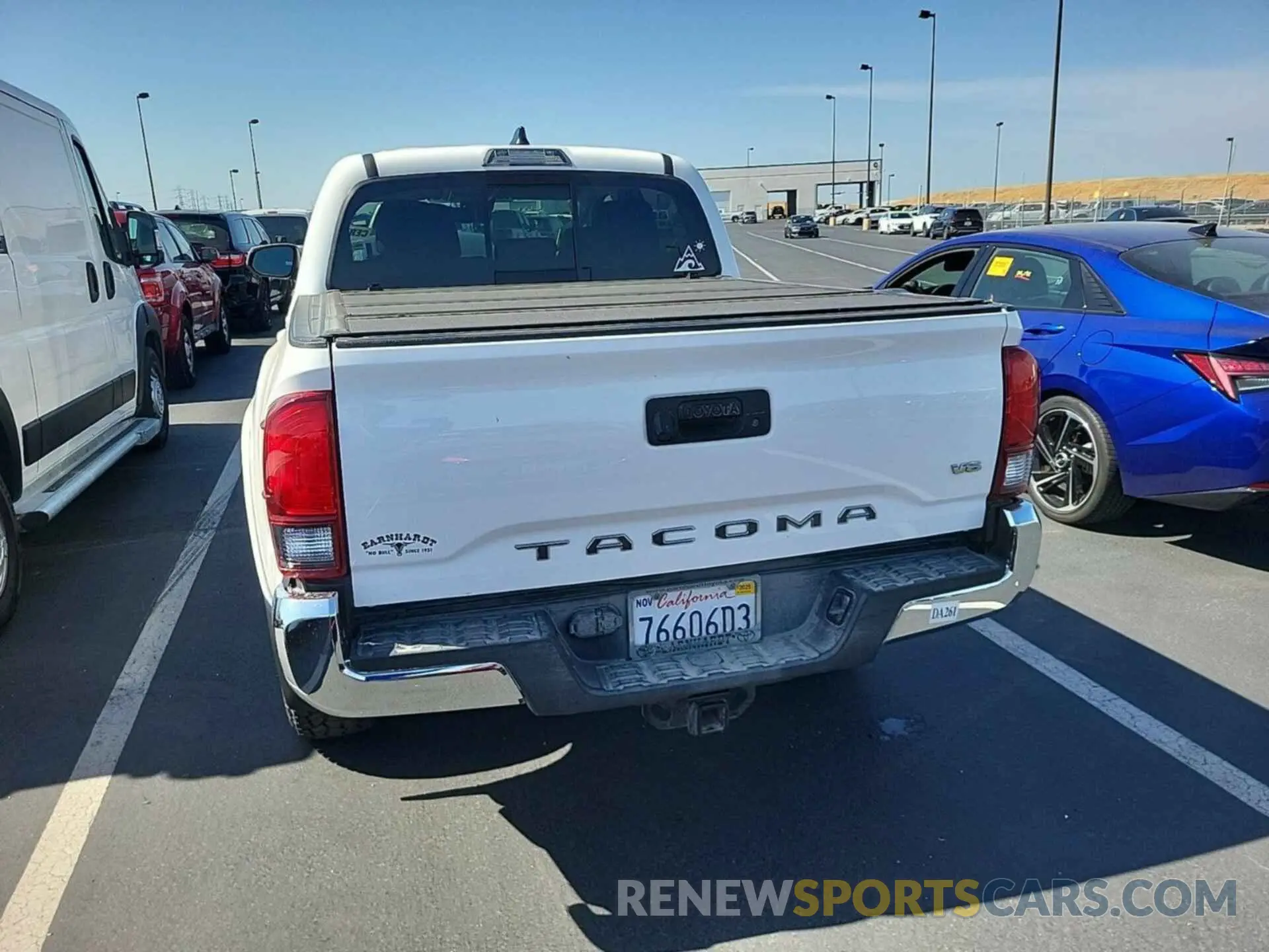 17 Фотография поврежденного автомобиля 3TMAZ5CN2MM143310 TOYOTA TACOMA 2021