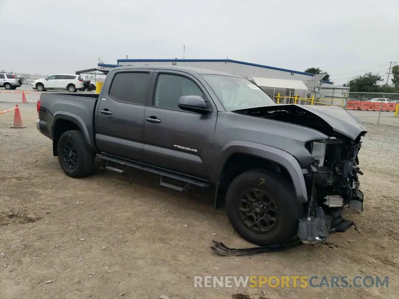 4 Фотография поврежденного автомобиля 3TMAZ5CN3MM141971 TOYOTA TACOMA 2021