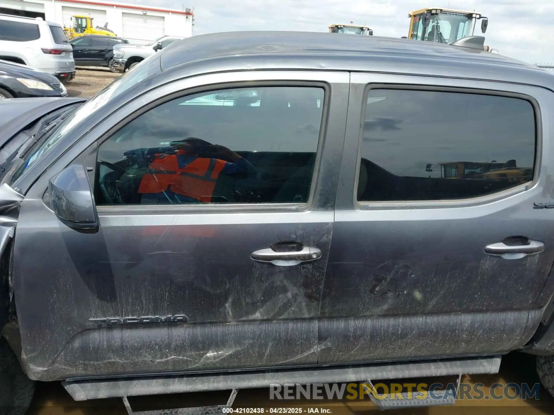 14 Фотография поврежденного автомобиля 3TMAZ5CN3MM151268 TOYOTA TACOMA 2021