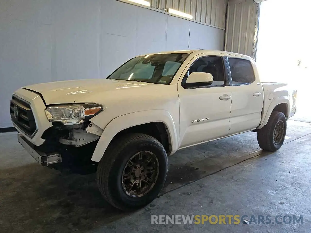 1 Photograph of a damaged car 3TMAZ5CN3MM156440 TOYOTA TACOMA 2021