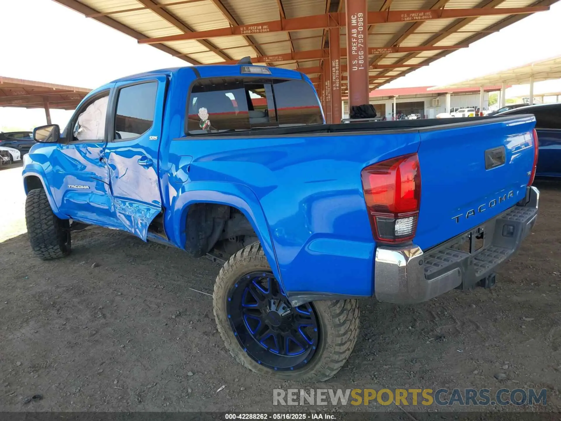 3 Photograph of a damaged car 3TMAZ5CN4MM154325 TOYOTA TACOMA 2021