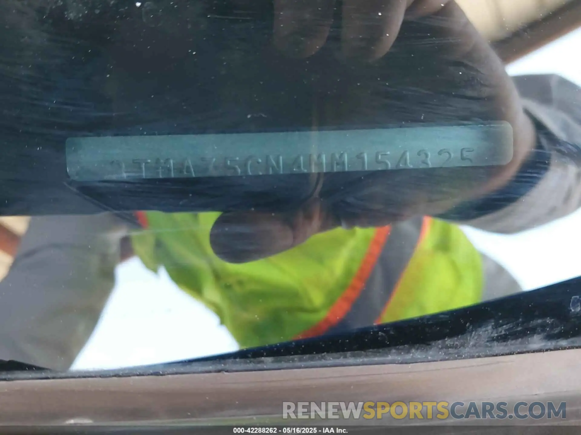 9 Photograph of a damaged car 3TMAZ5CN4MM154325 TOYOTA TACOMA 2021