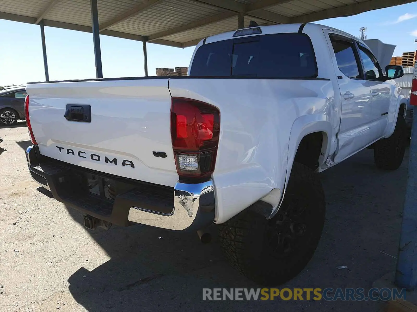 4 Фотография поврежденного автомобиля 3TMAZ5CN5MM142779 TOYOTA TACOMA 2021