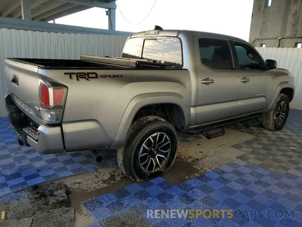 3 Photograph of a damaged car 3TMAZ5CN6MM142175 TOYOTA TACOMA 2021