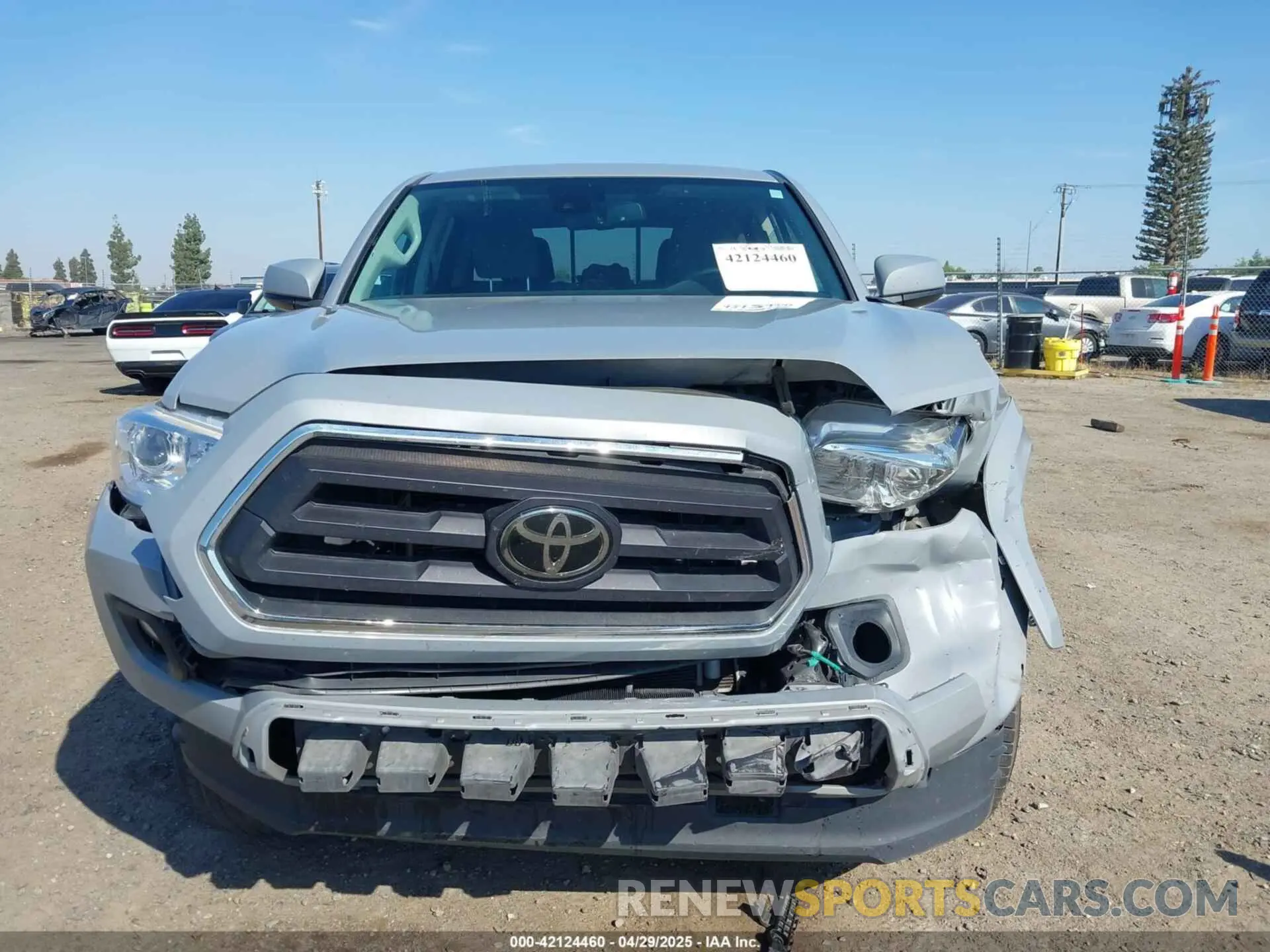 12 Photograph of a damaged car 3TMAZ5CN8MM143036 TOYOTA TACOMA 2021