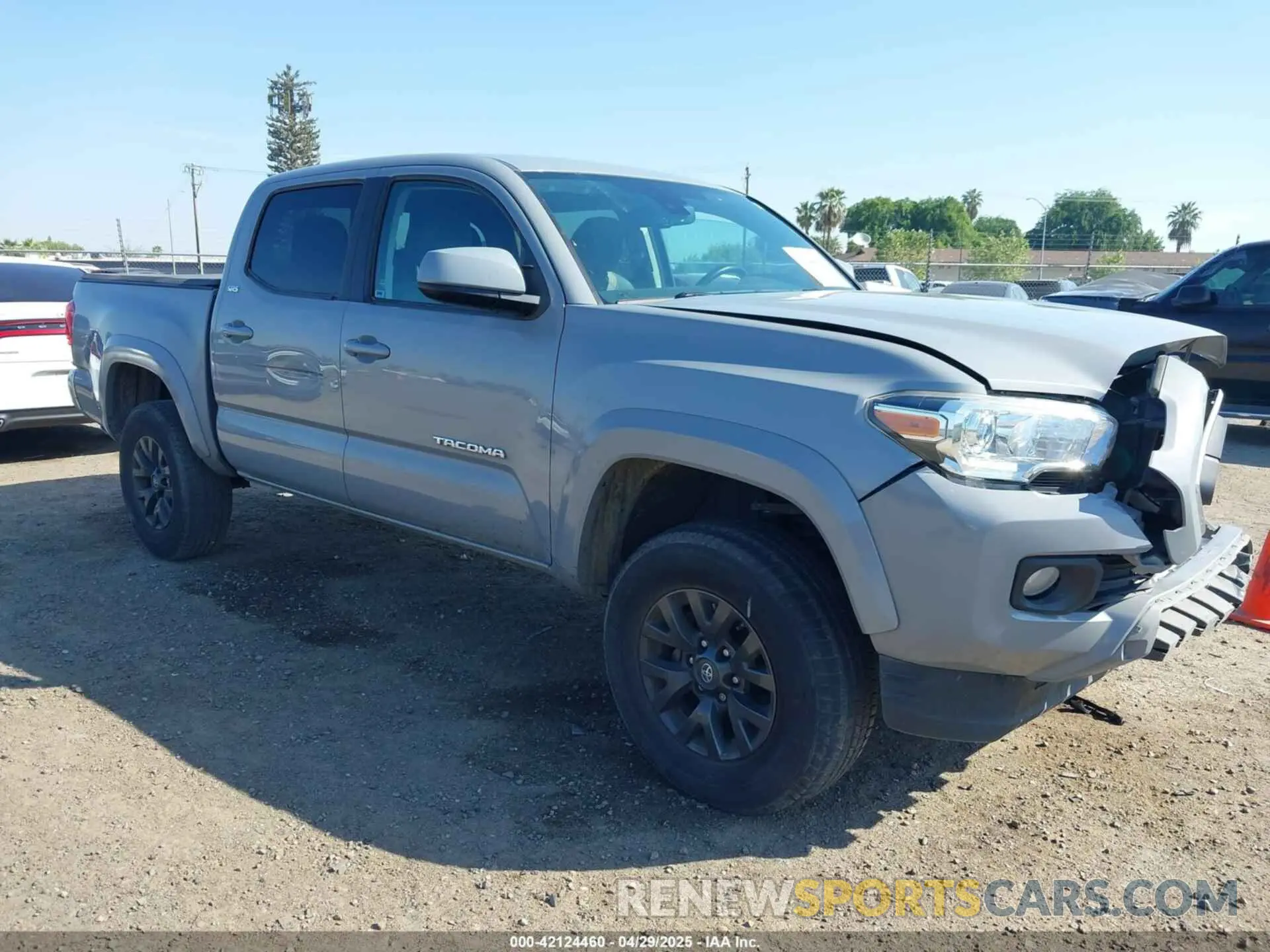 13 Photograph of a damaged car 3TMAZ5CN8MM143036 TOYOTA TACOMA 2021