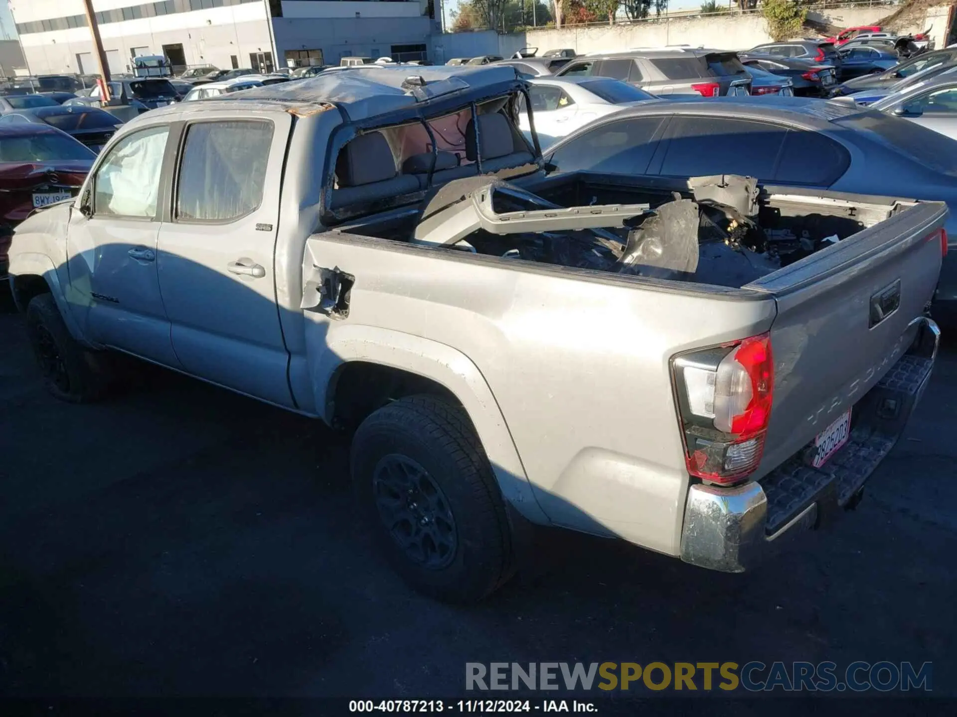 3 Фотография поврежденного автомобиля 3TMAZ5CN9MM148357 TOYOTA TACOMA 2021