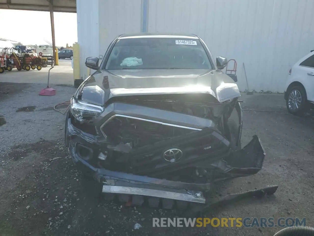 5 Photograph of a damaged car 3TMAZ5CNXMM156385 TOYOTA TACOMA 2021