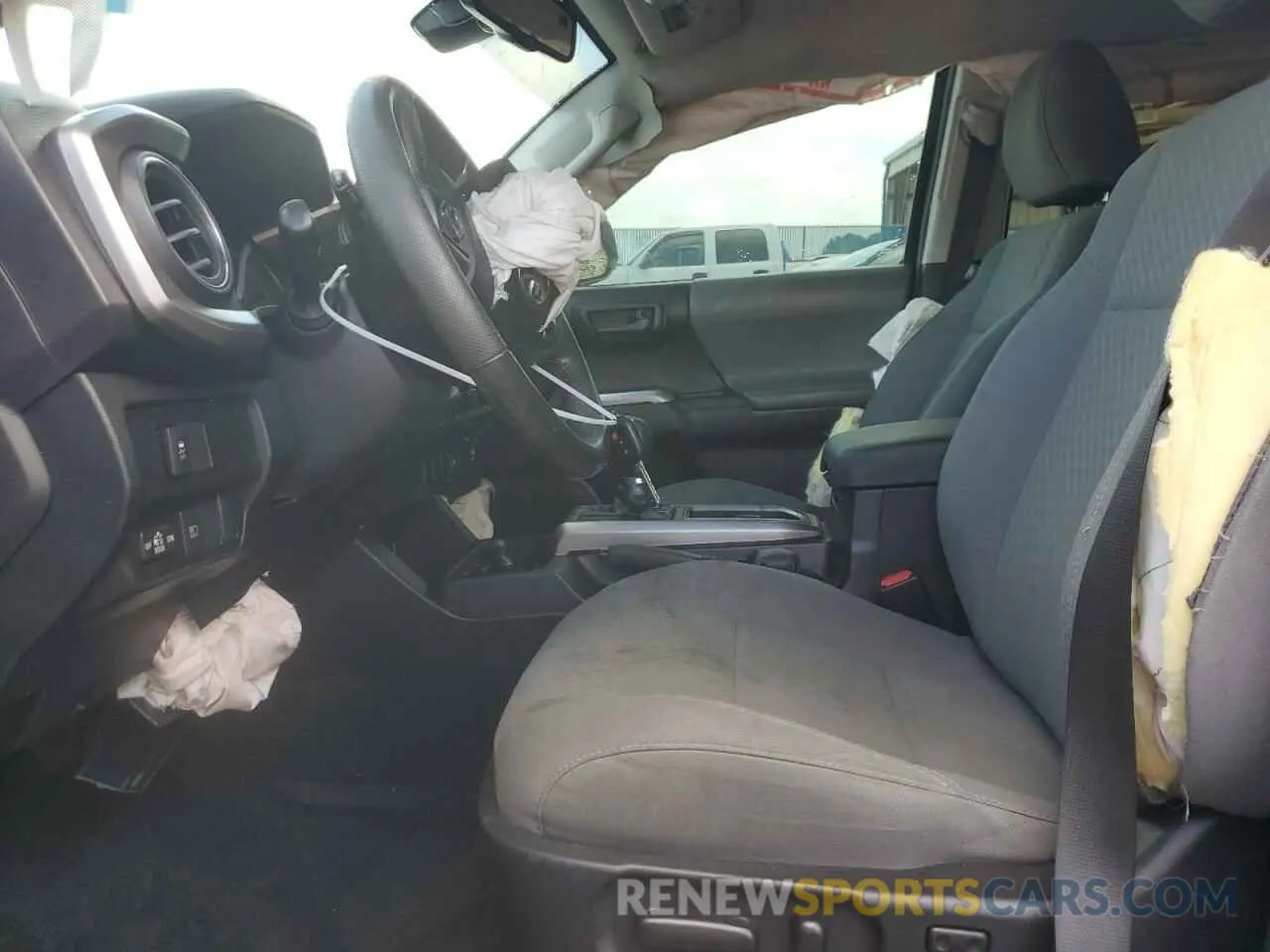 7 Photograph of a damaged car 3TMAZ5CNXMM156385 TOYOTA TACOMA 2021