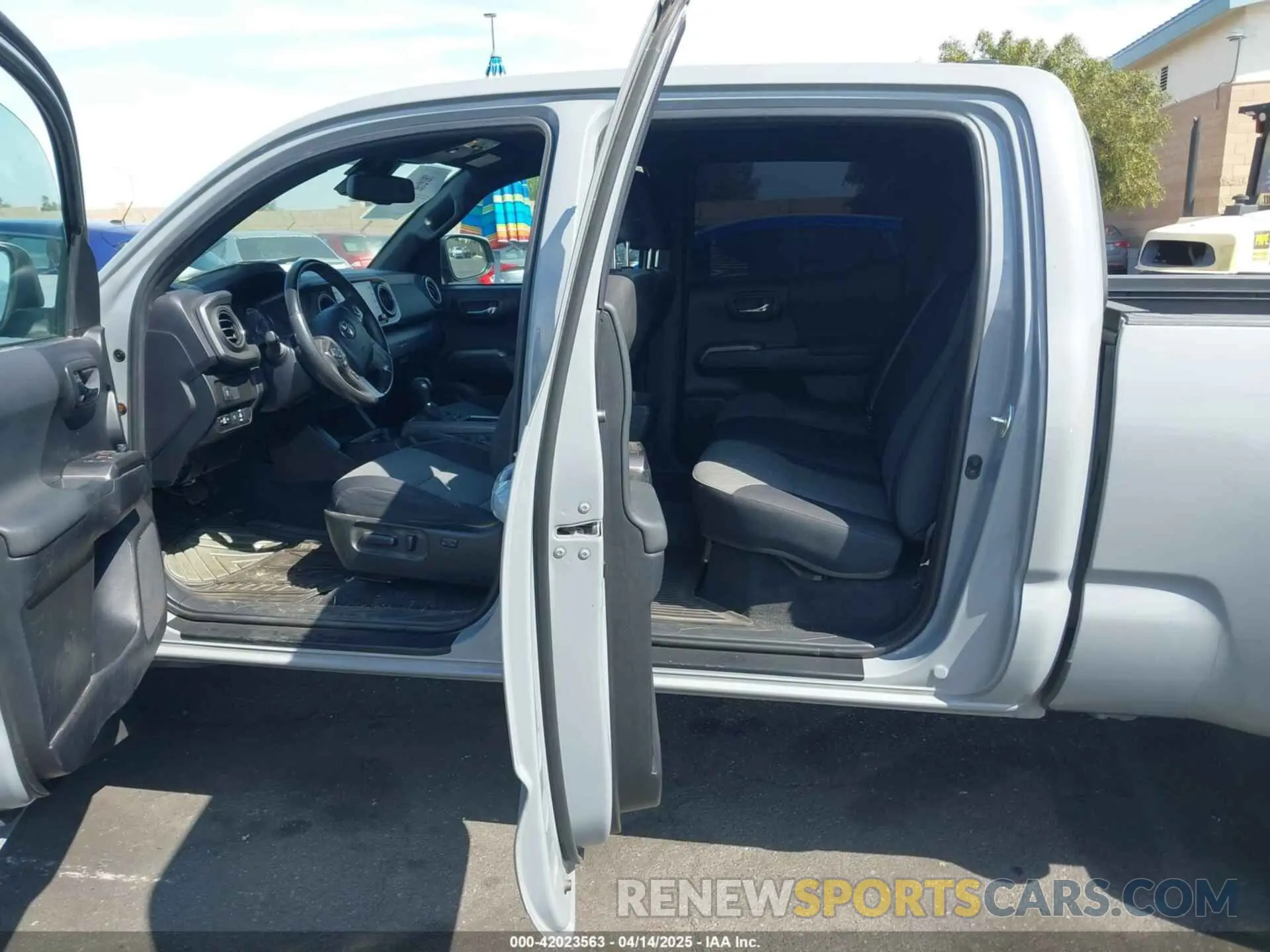 8 Фотография поврежденного автомобиля 3TMBZ5DN6MM031581 TOYOTA TACOMA 2021