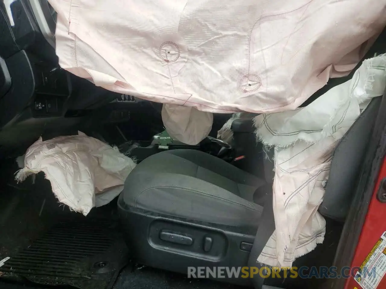 7 Photograph of a damaged car 3TMCZ5AN0MM404638 TOYOTA TACOMA 2021