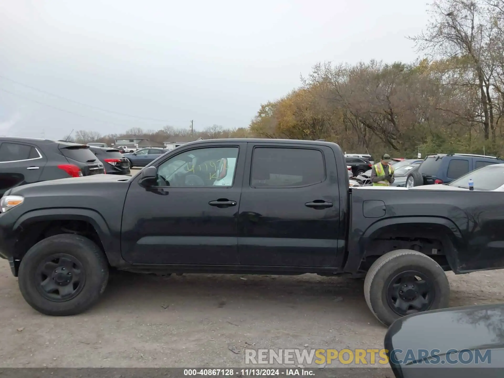 14 Photograph of a damaged car 3TMCZ5AN0MM411976 TOYOTA TACOMA 2021