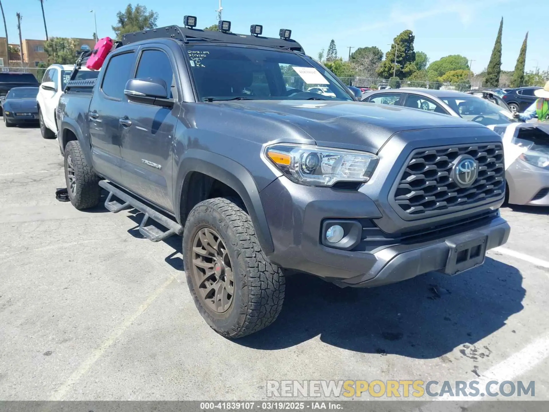 1 Photograph of a damaged car 3TMCZ5AN0MM418099 TOYOTA TACOMA 2021