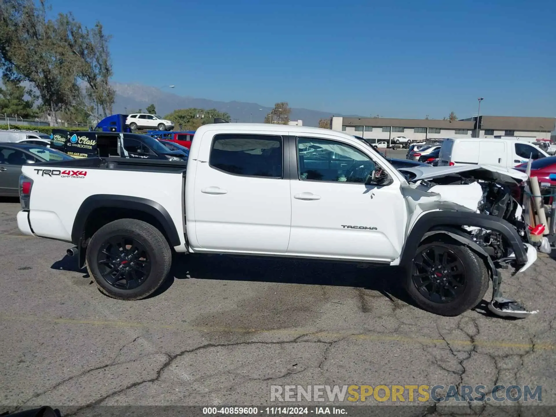 13 Photograph of a damaged car 3TMCZ5AN0MM449854 TOYOTA TACOMA 2021