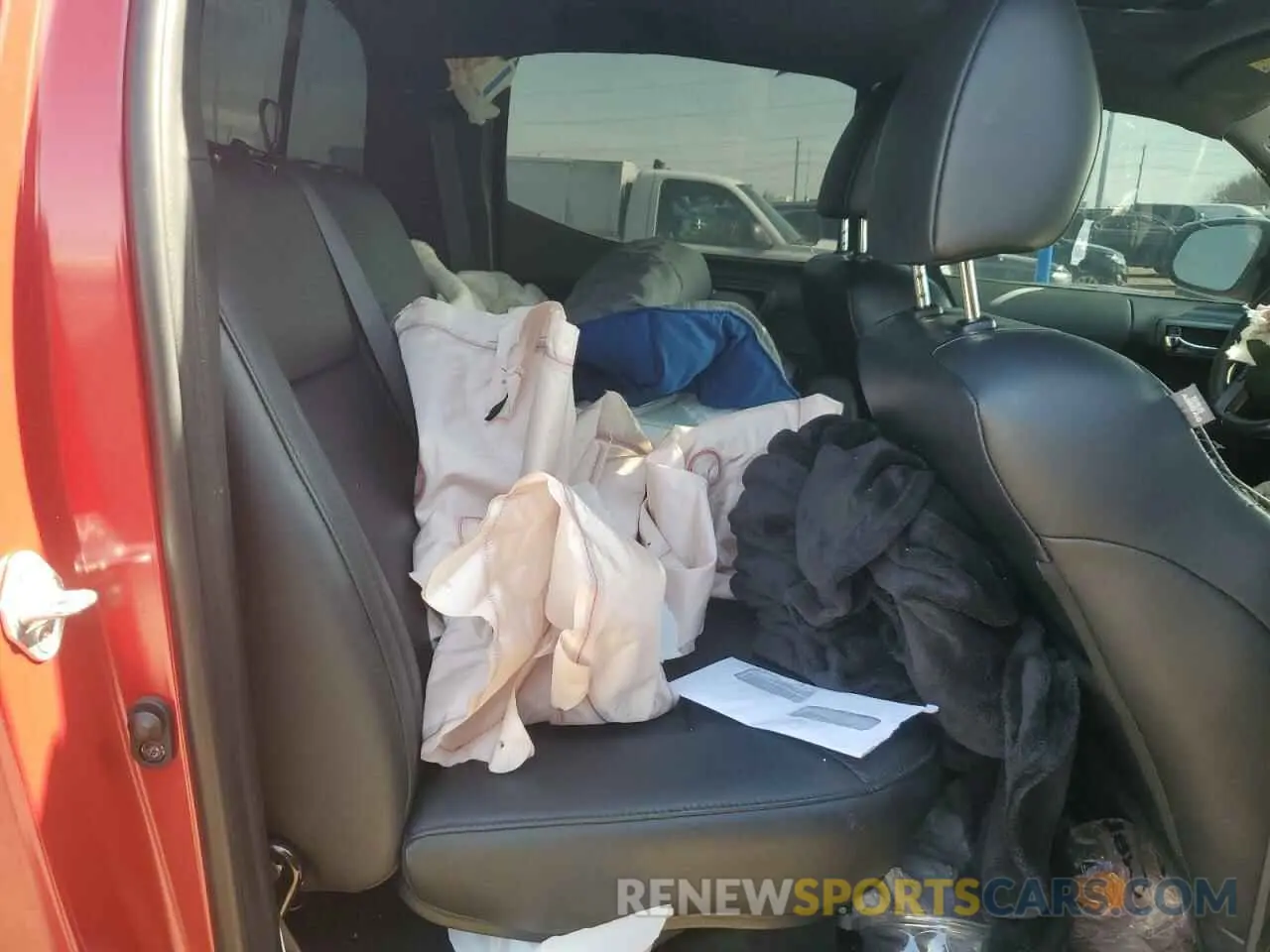 10 Photograph of a damaged car 3TMCZ5AN0MM449983 TOYOTA TACOMA 2021