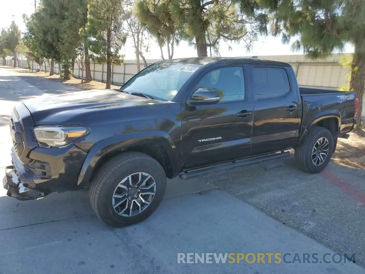 1 Photograph of a damaged car 3TMCZ5AN0MM450874 TOYOTA TACOMA 2021
