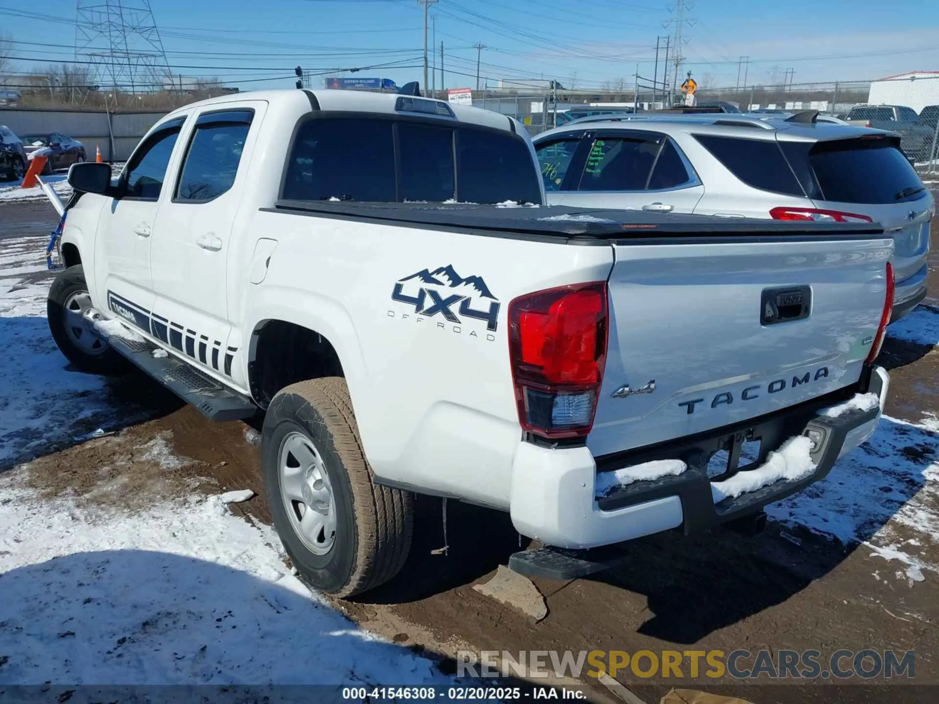 3 Photograph of a damaged car 3TMCZ5AN1MM417009 TOYOTA TACOMA 2021