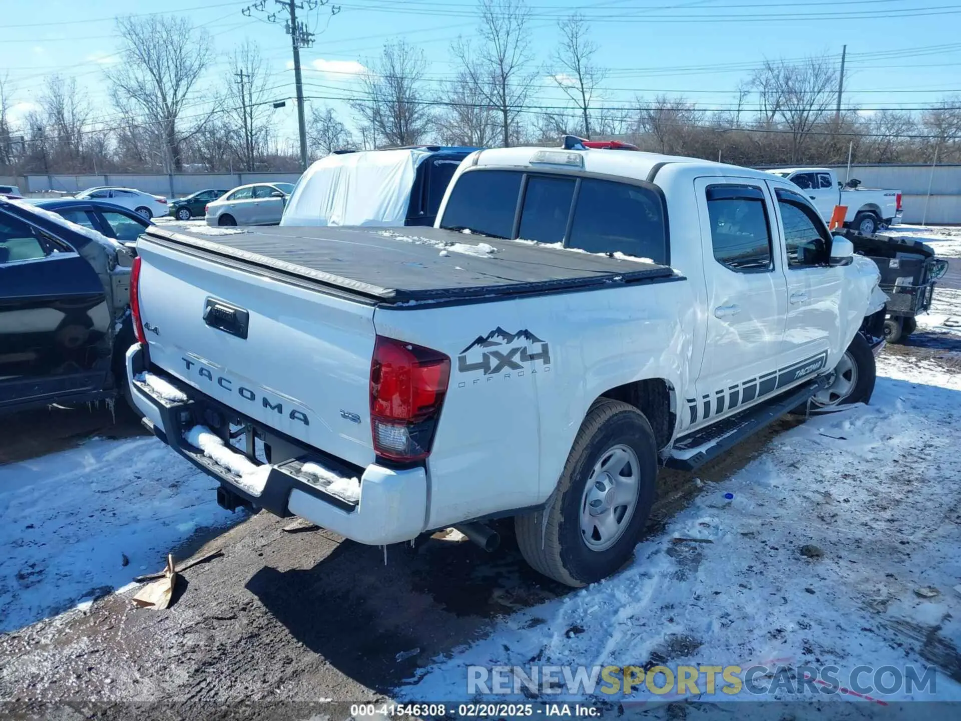 4 Photograph of a damaged car 3TMCZ5AN1MM417009 TOYOTA TACOMA 2021