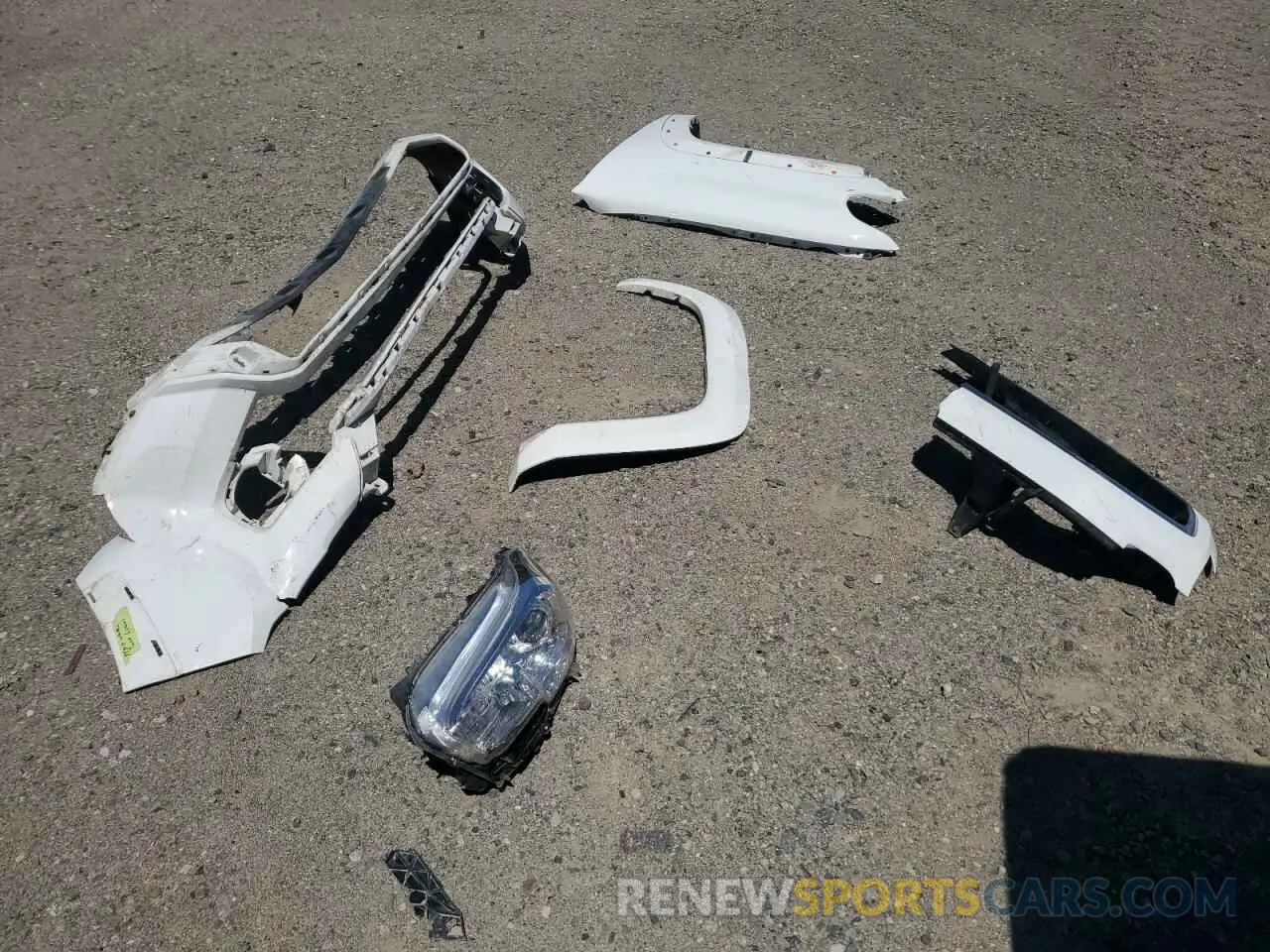 12 Photograph of a damaged car 3TMCZ5AN1MM427085 TOYOTA TACOMA 2021