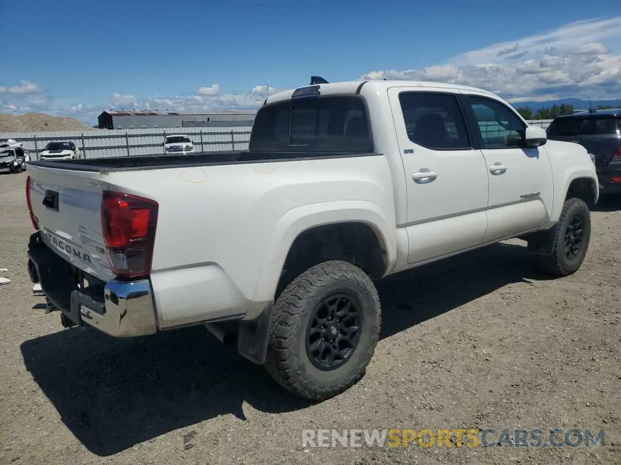 3 Photograph of a damaged car 3TMCZ5AN1MM427085 TOYOTA TACOMA 2021