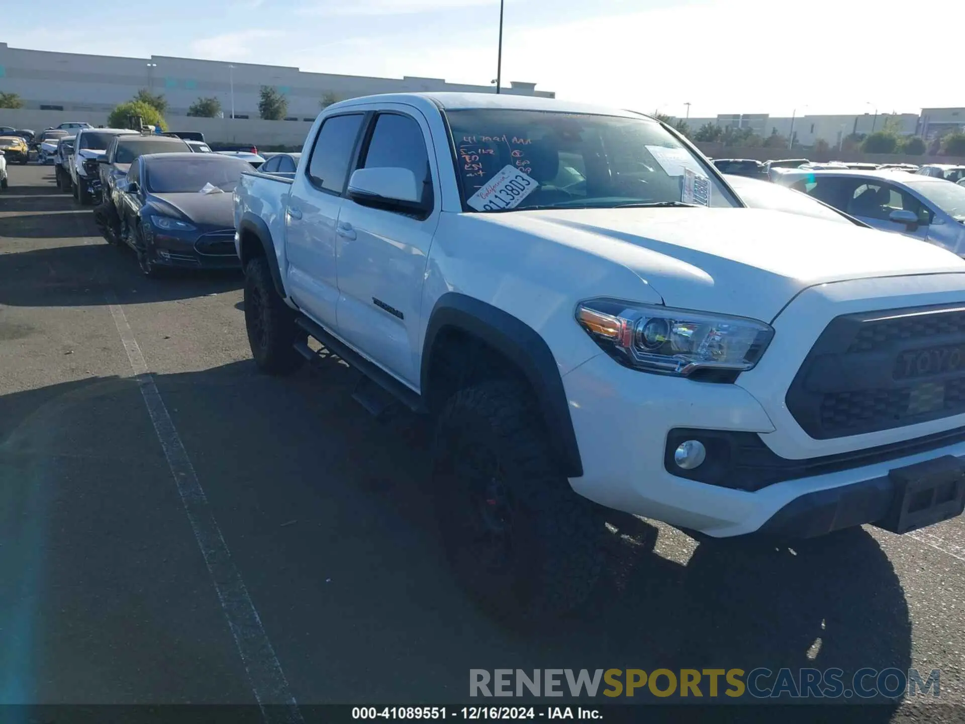 1 Фотография поврежденного автомобиля 3TMCZ5AN2MM405662 TOYOTA TACOMA 2021
