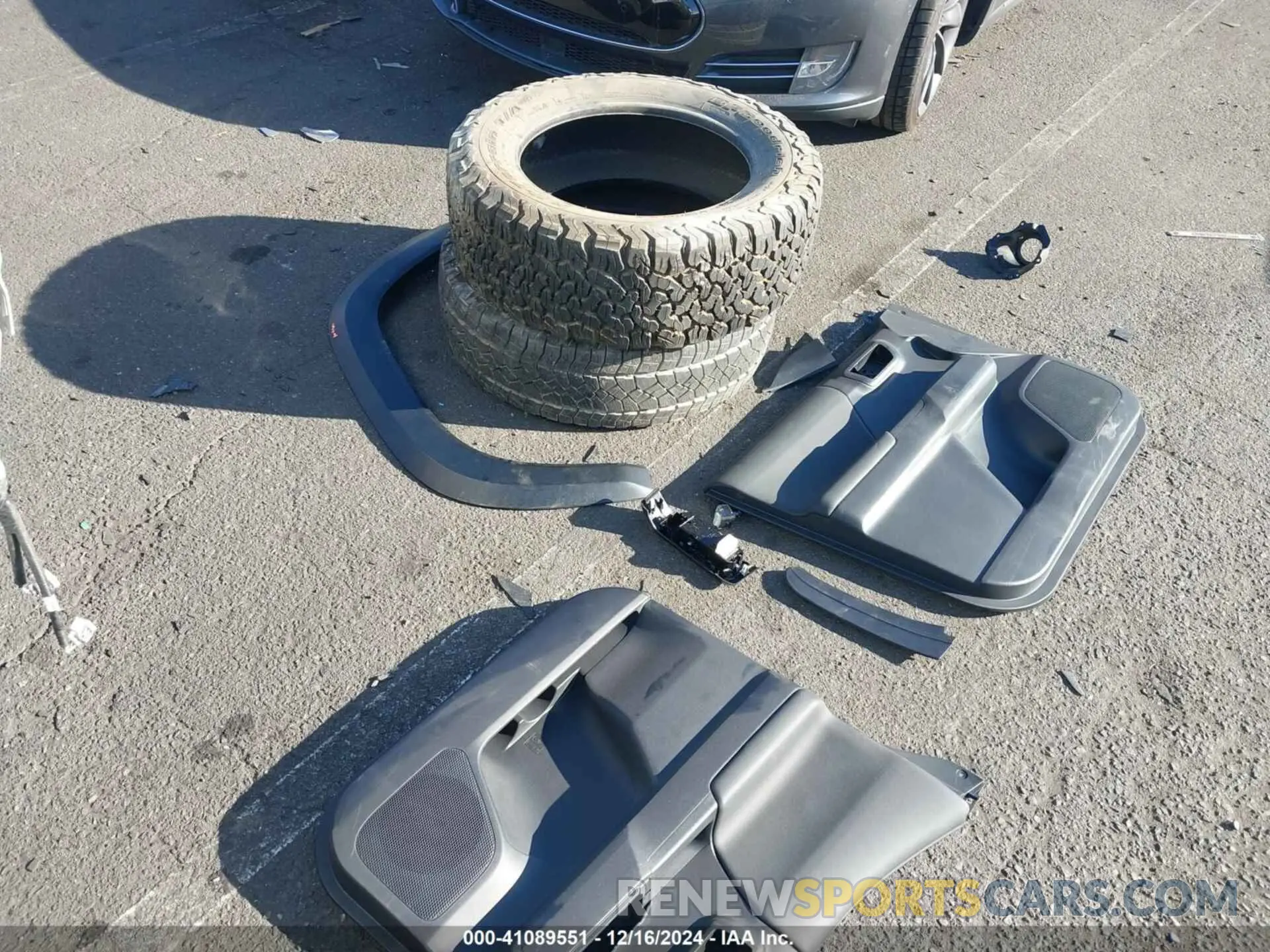 12 Фотография поврежденного автомобиля 3TMCZ5AN2MM405662 TOYOTA TACOMA 2021