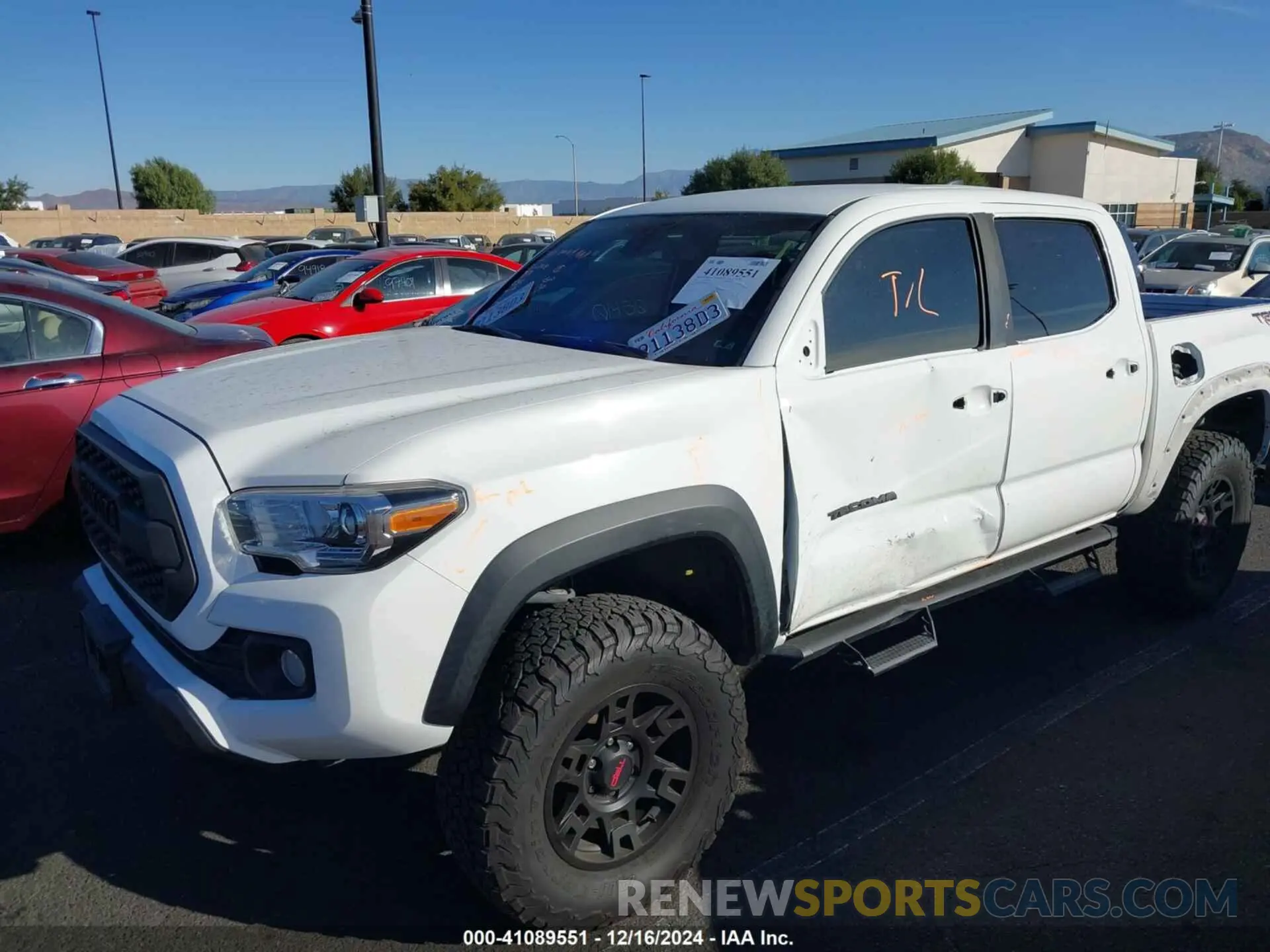 2 Фотография поврежденного автомобиля 3TMCZ5AN2MM405662 TOYOTA TACOMA 2021