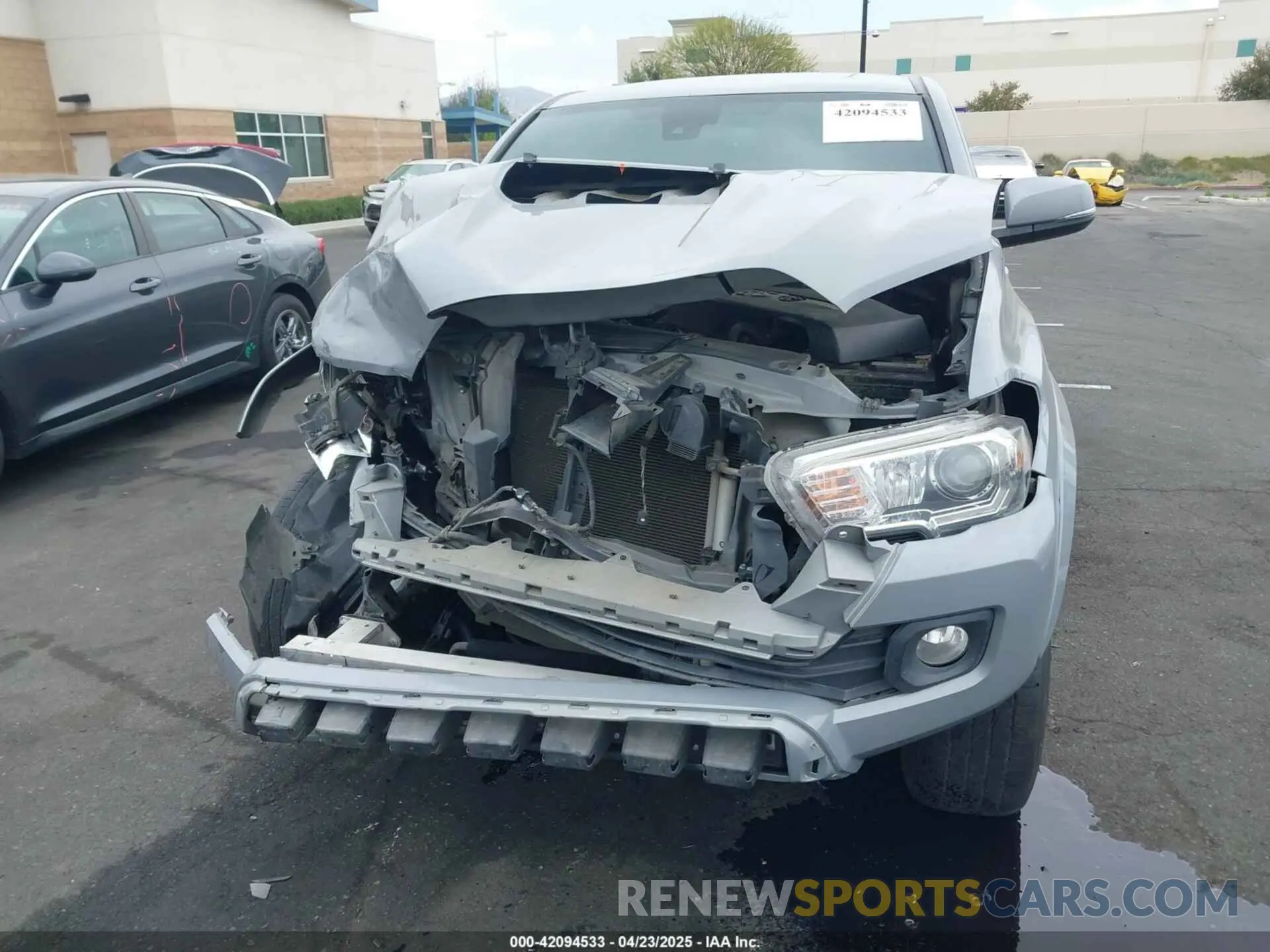 13 Photograph of a damaged car 3TMCZ5AN2MM405869 TOYOTA TACOMA 2021