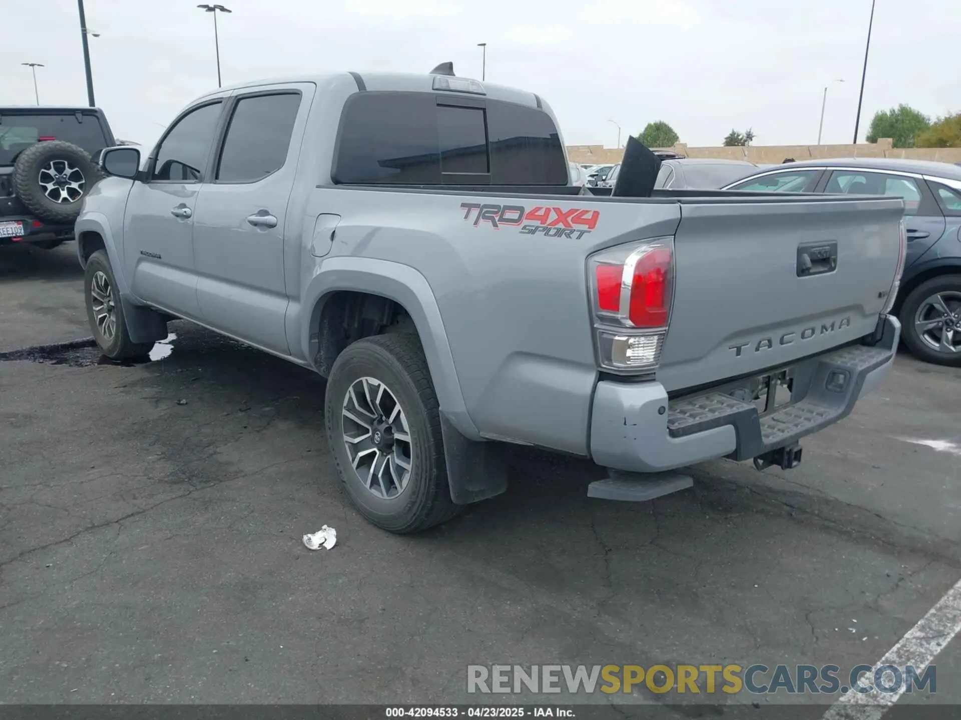 3 Photograph of a damaged car 3TMCZ5AN2MM405869 TOYOTA TACOMA 2021