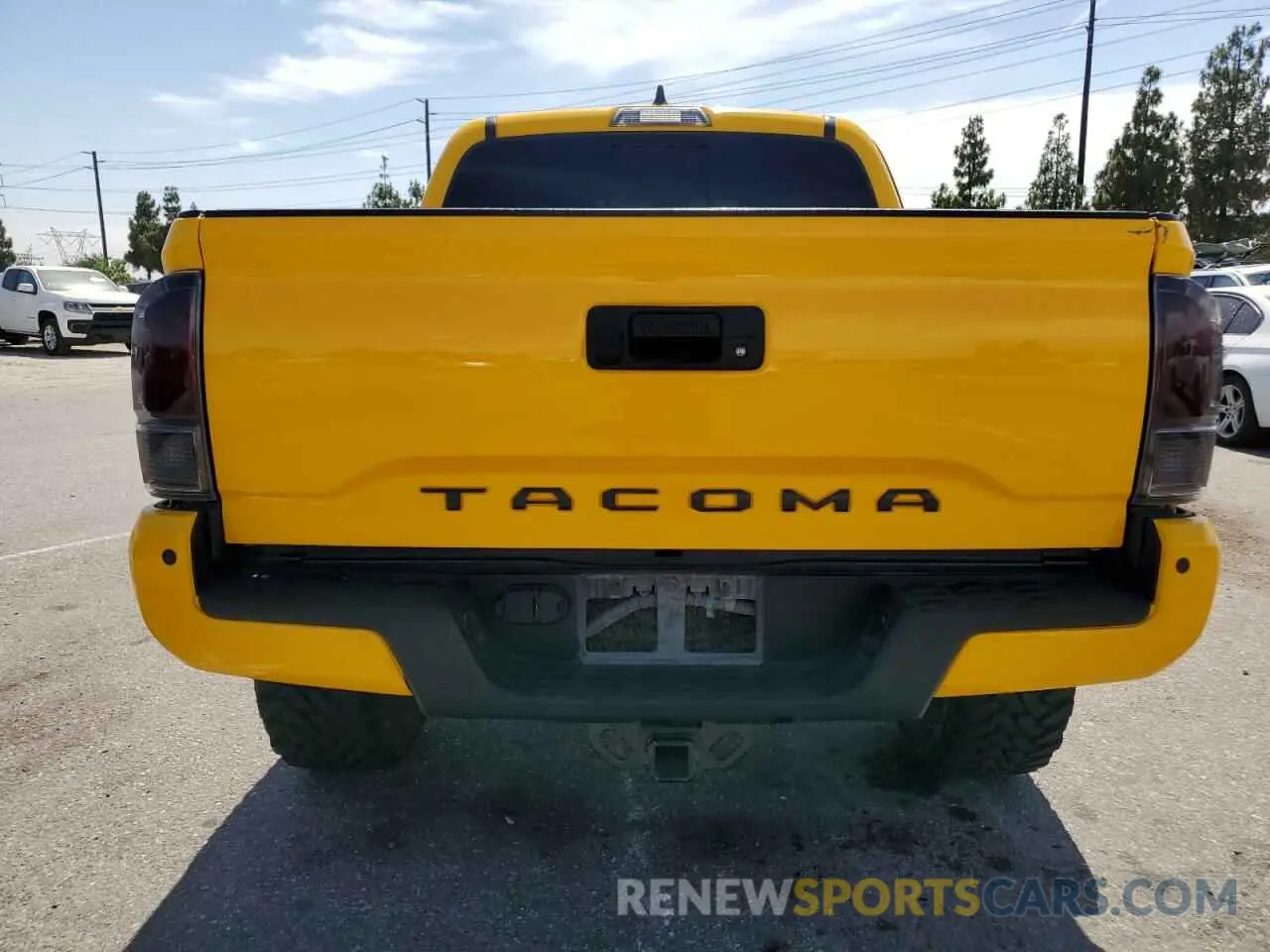6 Photograph of a damaged car 3TMCZ5AN2MM413728 TOYOTA TACOMA 2021