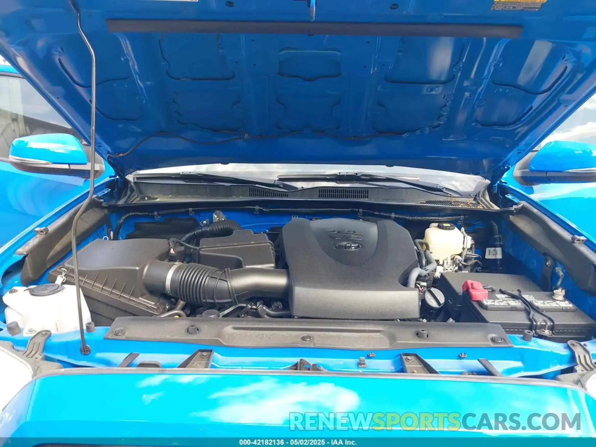 10 Фотография поврежденного автомобиля 3TMCZ5AN2MM425121 TOYOTA TACOMA 2021