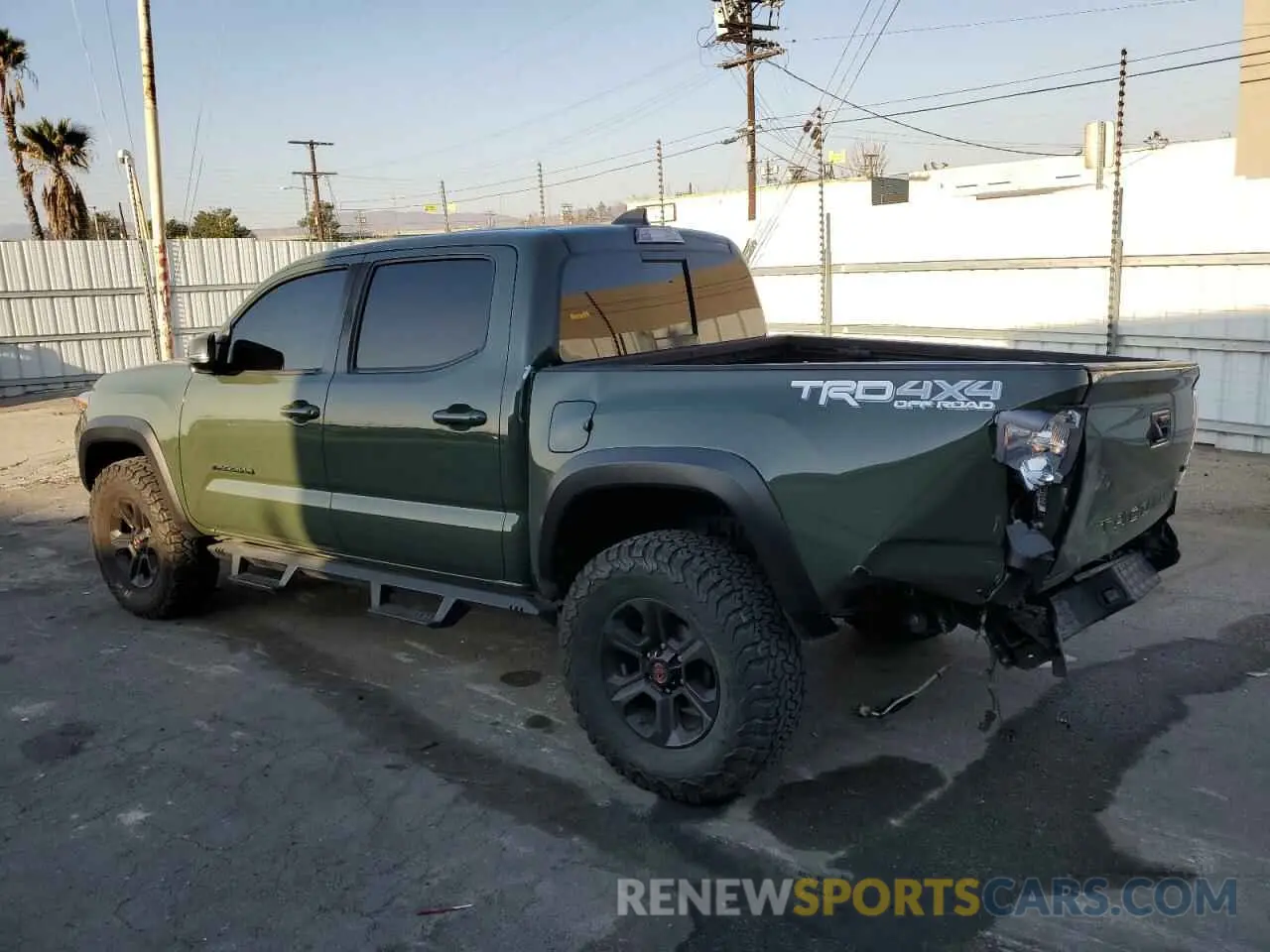 2 Фотография поврежденного автомобиля 3TMCZ5AN4MM375399 TOYOTA TACOMA 2021