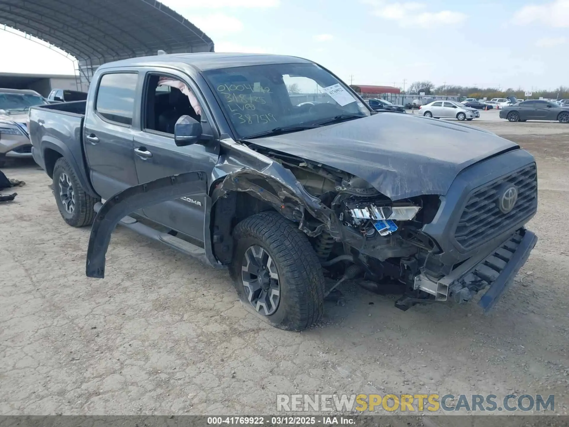 1 Photograph of a damaged car 3TMCZ5AN4MM387519 TOYOTA TACOMA 2021