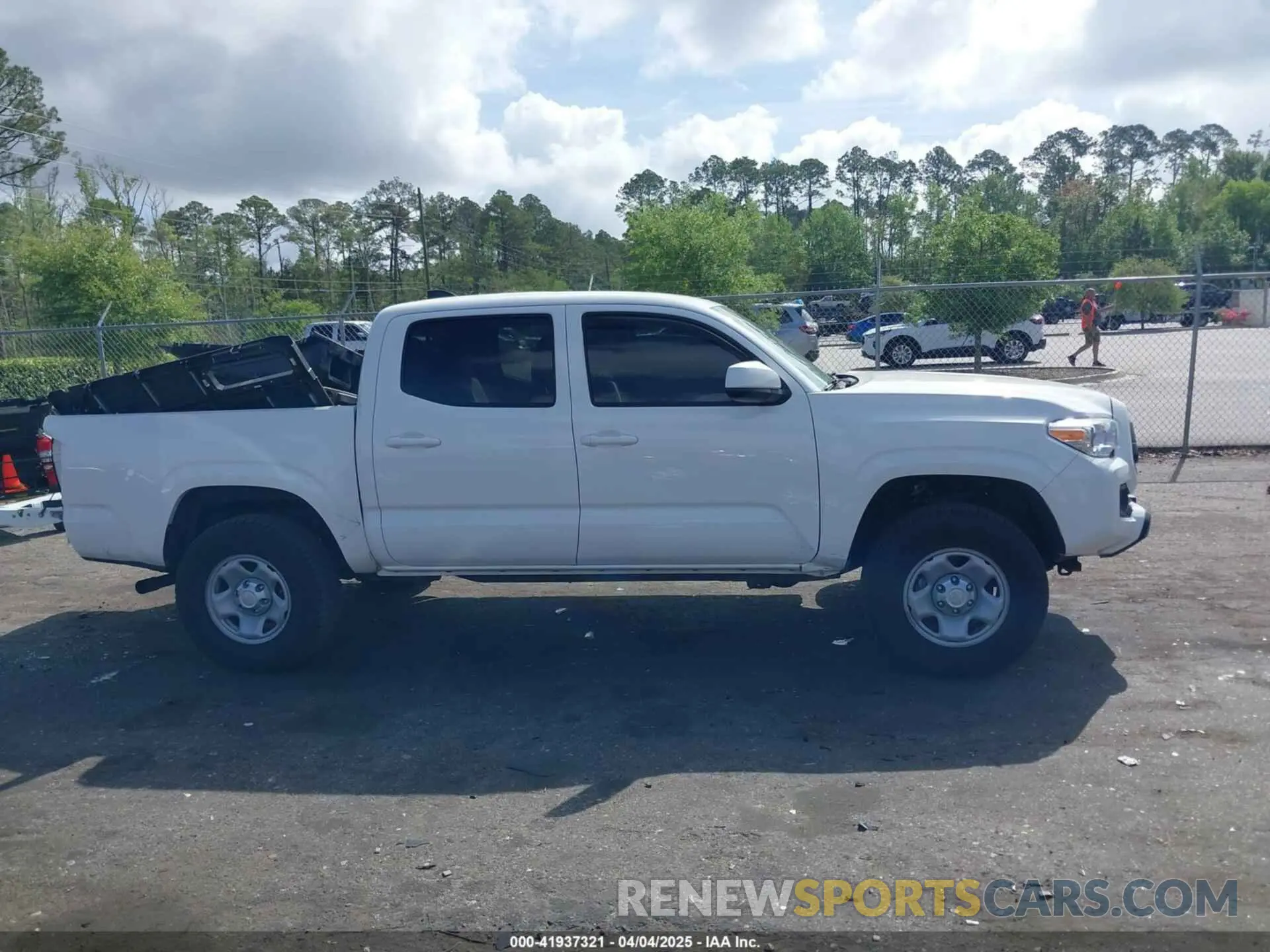 13 Фотография поврежденного автомобиля 3TMCZ5AN4MM418705 TOYOTA TACOMA 2021