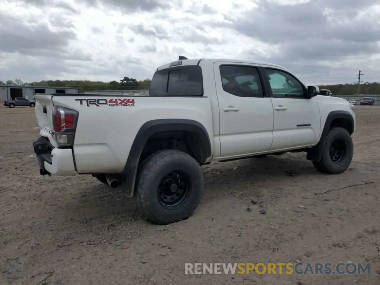 3 Фотография поврежденного автомобиля 3TMCZ5AN4MM429848 TOYOTA TACOMA 2021