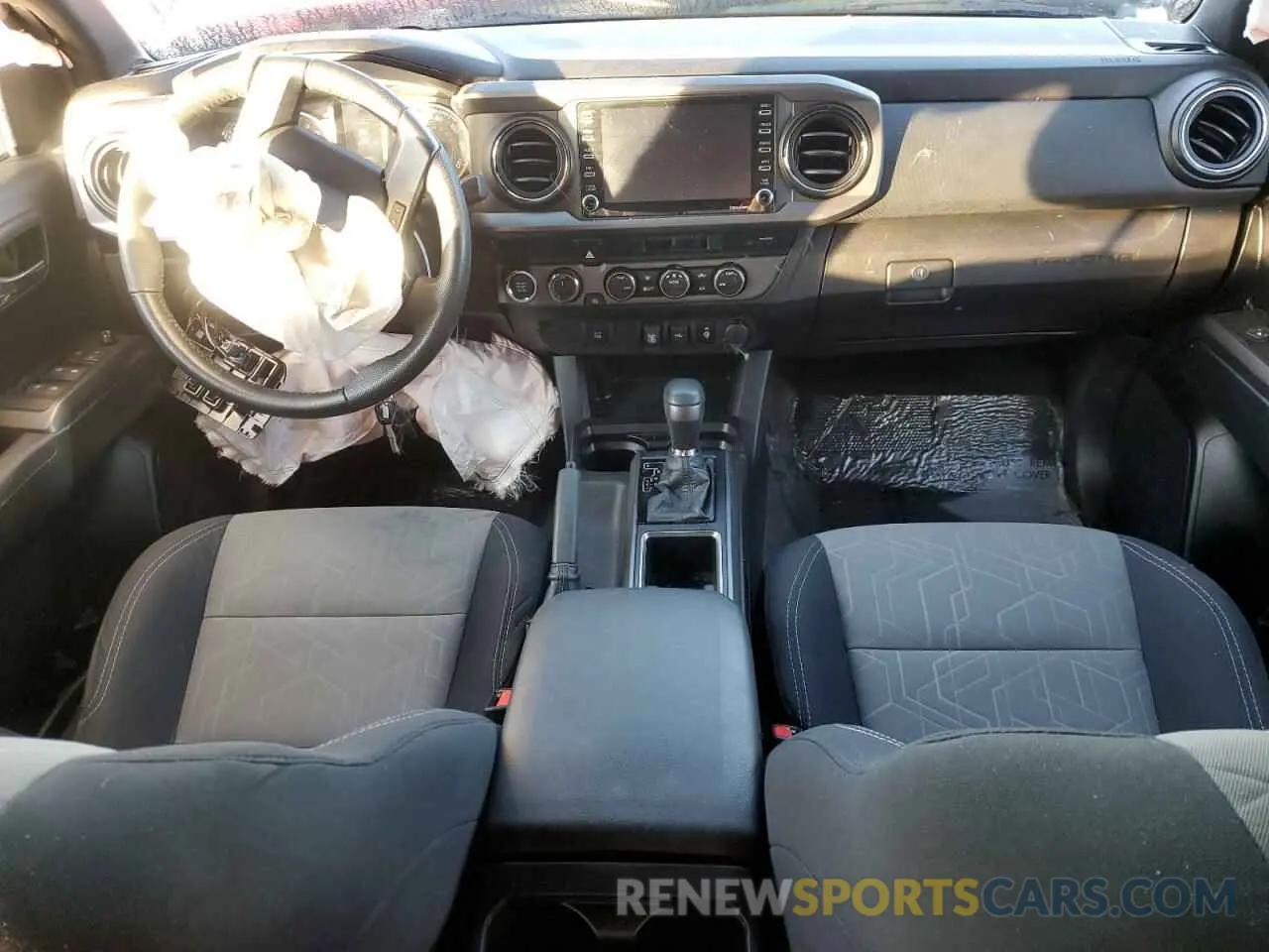 8 Photograph of a damaged car 3TMCZ5AN4MM442020 TOYOTA TACOMA 2021