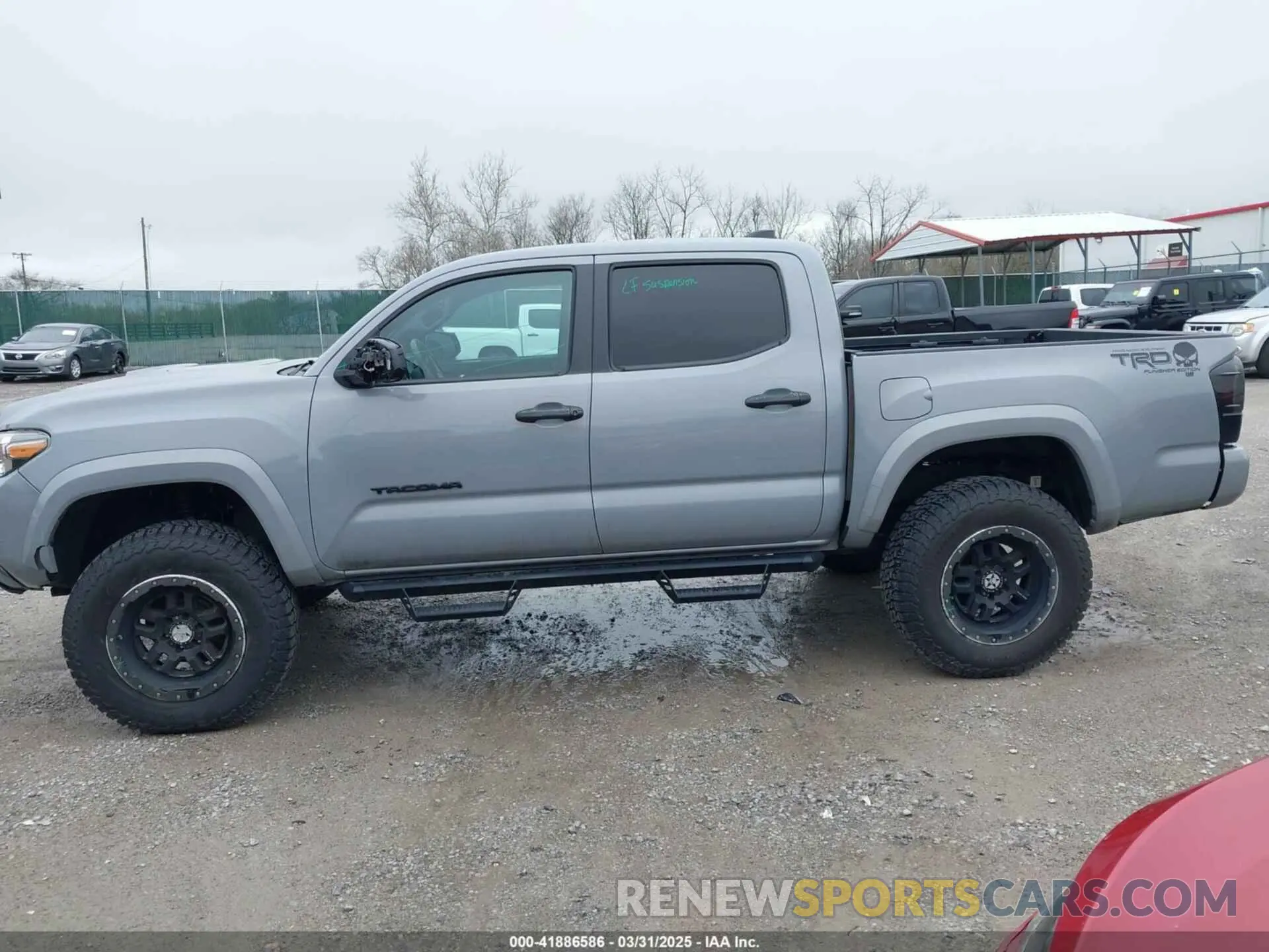 14 Photograph of a damaged car 3TMCZ5AN5MM372821 TOYOTA TACOMA 2021