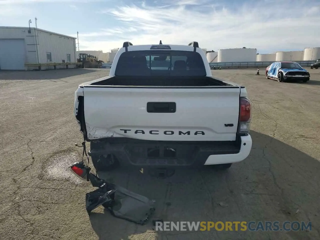 6 Photograph of a damaged car 3TMCZ5AN5MM378053 TOYOTA TACOMA 2021