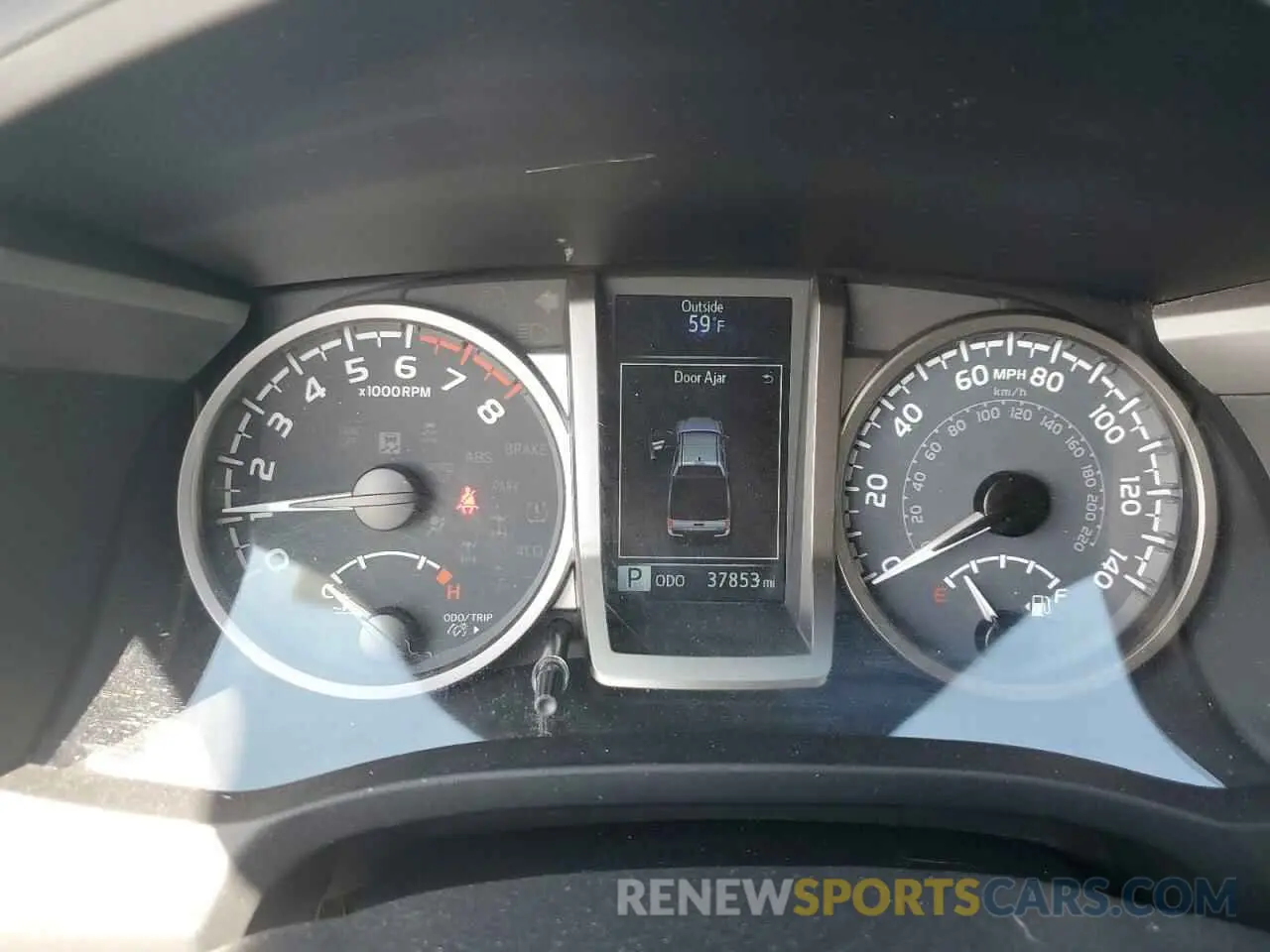 9 Фотография поврежденного автомобиля 3TMCZ5AN5MM380966 TOYOTA TACOMA 2021